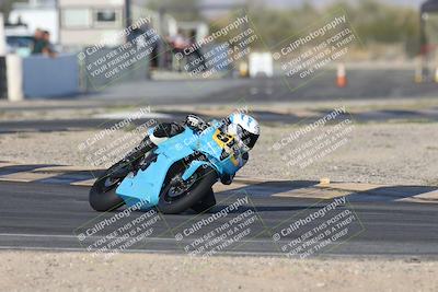 media/Nov-02-2025-CVMA (Sun) [[337aff29ab]]/Race 17-Amateur Supersport Middleweight/